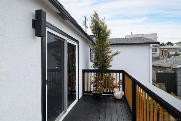 Exterior, Wood Texture Flooring