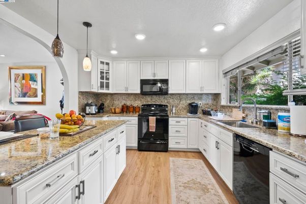 Interior, Kitchen, Pendant Lights, Recessed Lighting, Wood Texture Flooring
