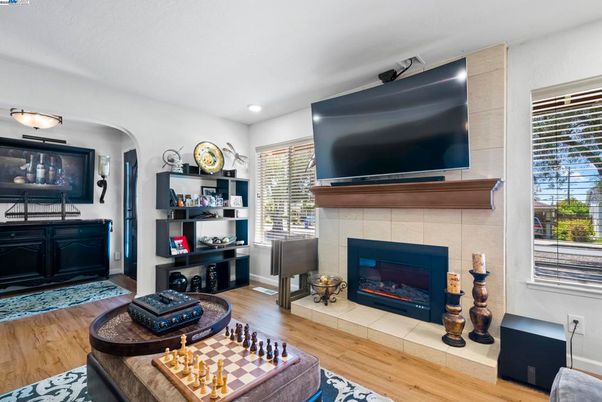 Fireplace, Interior, Recessed Lighting, Wood Texture Flooring
