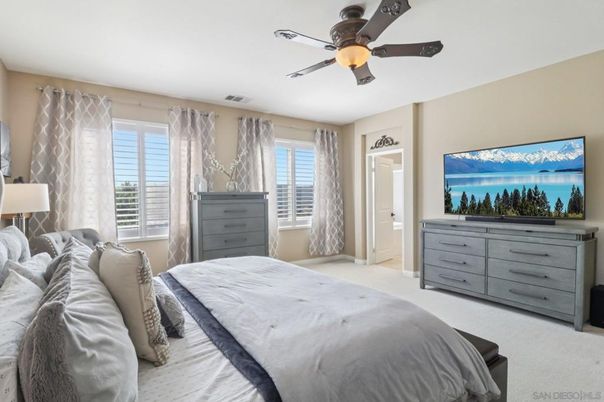 Bedroom, Interior, Water