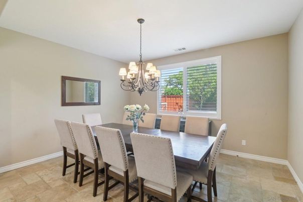 Chandelier, Dining room, Interior