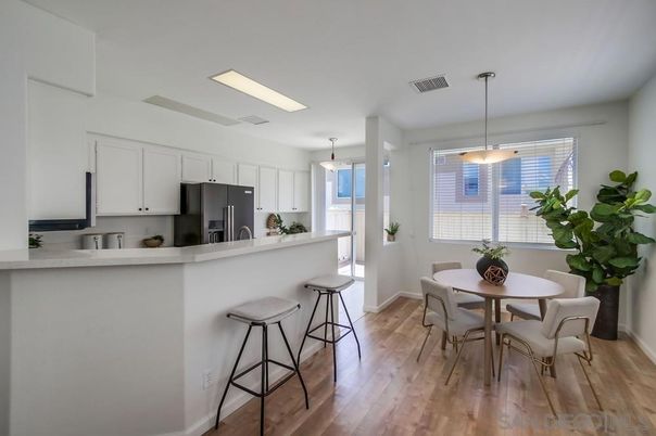 Dining room, Interior, Kitchen, Pendant Lights, Wood Texture Flooring