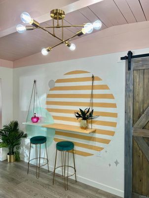 Interior, Pendant Lights, Wood Texture Flooring