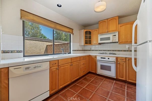 Interior, Kitchen, Recessed Lighting, Tile Countertops