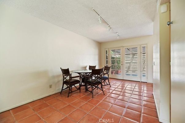 Dining room, Interior