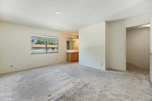 Bathroom, Empty room, Interior, Recessed Lighting