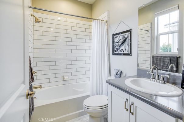 Bathroom, Interior, Marble, Recessed Lighting