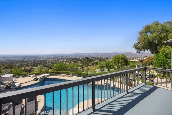 Exterior, Pool, Other