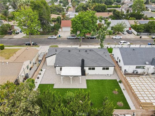 Attached, Exterior, Facade, Ranch