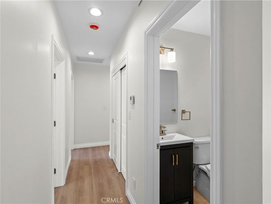 Bathroom, Interior, Recessed Lighting, Wood Texture Flooring