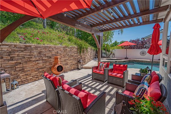 Exterior, Fireplace, Pool