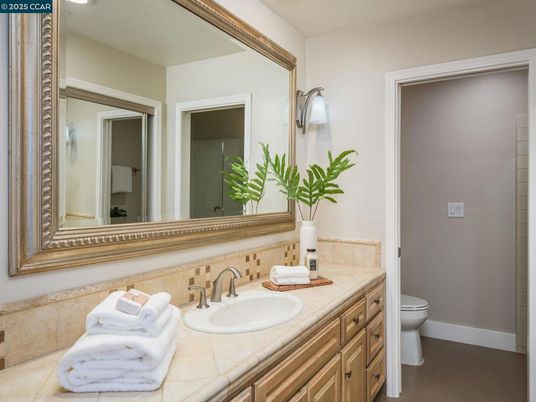 Bathroom, Interior, Tile Countertops