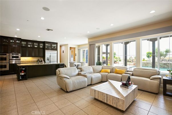 Interior, Kitchen, Living room, Recessed Lighting, Stainless Steel Appliances