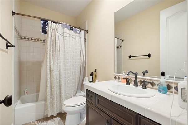 Bathroom, Interior, Tile Countertops