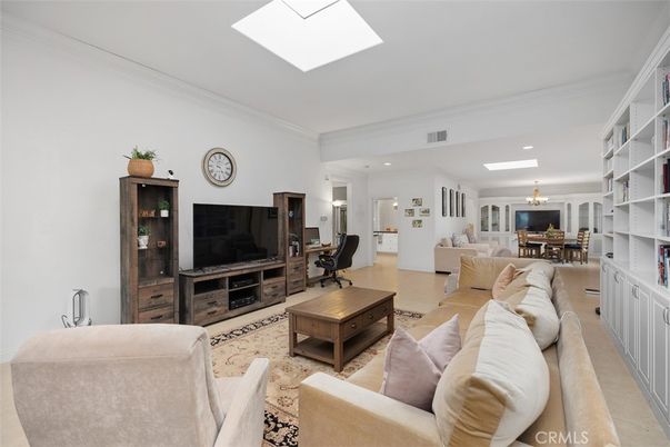 Dining room, Interior, Living room, Recessed Lighting