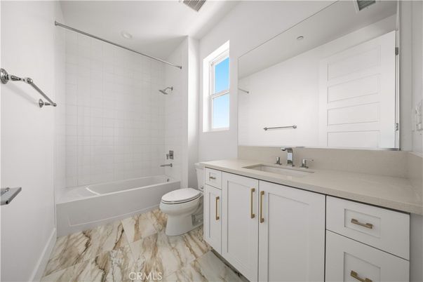 Bathroom, Interior, Marble, Recessed Lighting