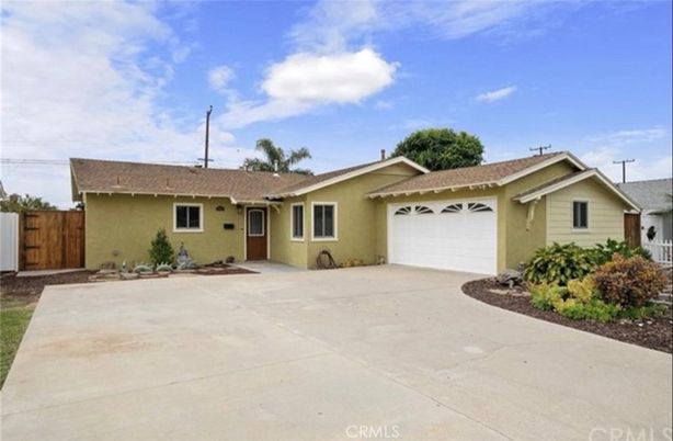 Attached, Backyard, Exterior, Facade, Ranch