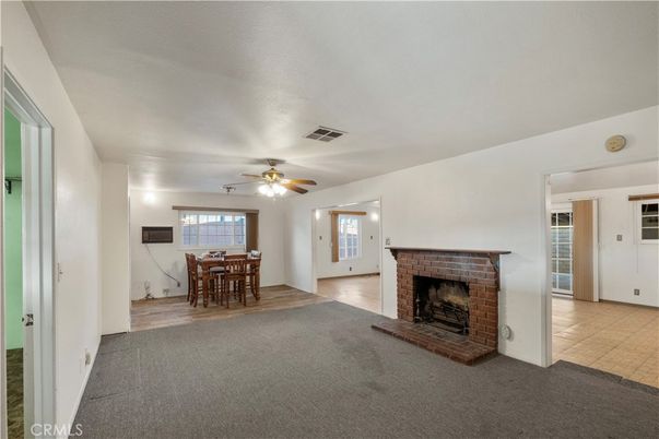 Dining room, Fireplace, Interior