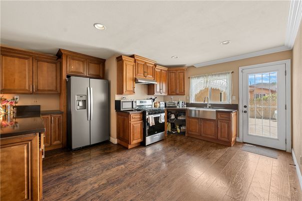 Interior, Kitchen, Recessed Lighting, Wood Texture Flooring