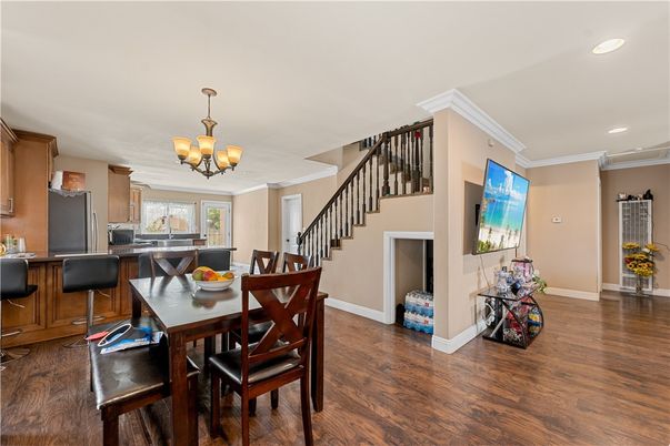 Chandelier, Dining room, Interior, Kitchen, Recessed Lighting, Wood Texture Flooring