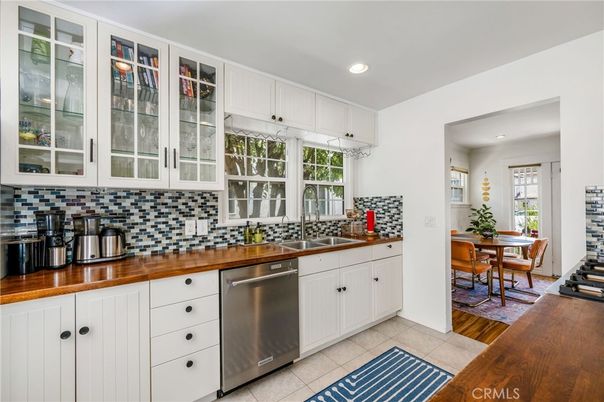 Dining room, Interior, Kitchen, Recessed Lighting, Stainless Steel Appliances