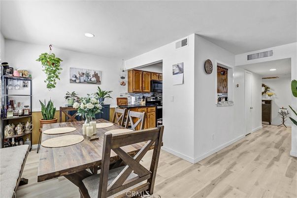 Dining room, Interior, Kitchen, Recessed Lighting, Wood Texture Flooring