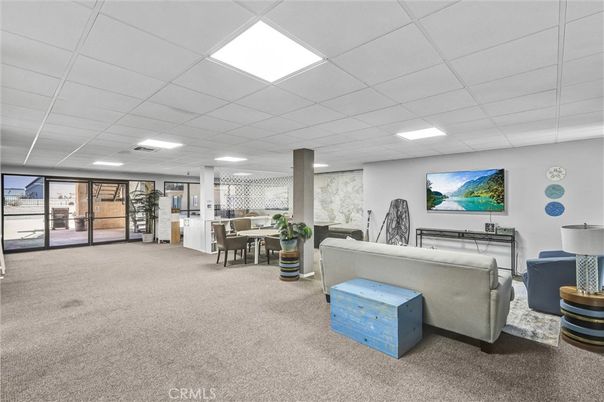 Dining room, Interior, Recessed Lighting