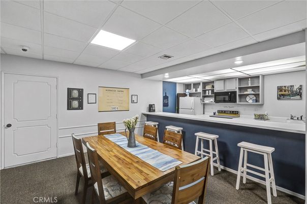 Dining room, Interior, Kitchen, Recessed Lighting