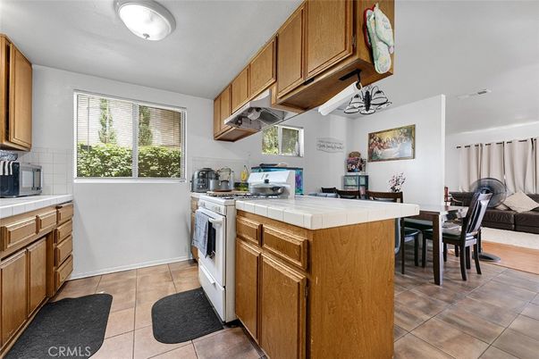 Dining room, Interior, Kitchen, Tile Countertops