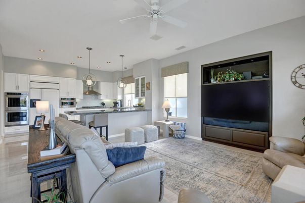 Interior, Kitchen, Living room, Pendant Lights, Recessed Lighting, Stainless Steel Appliances