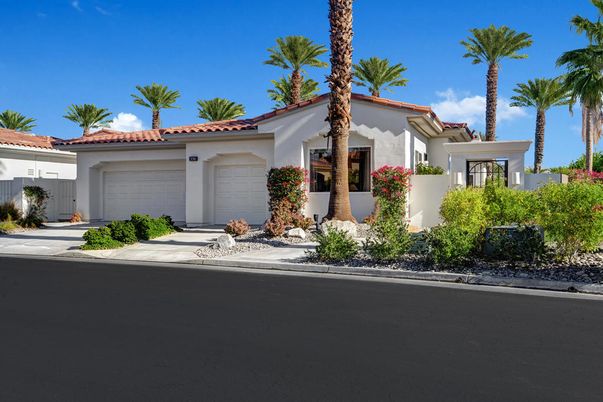 Attached, Exterior, Facade, Spanish Mediterranean