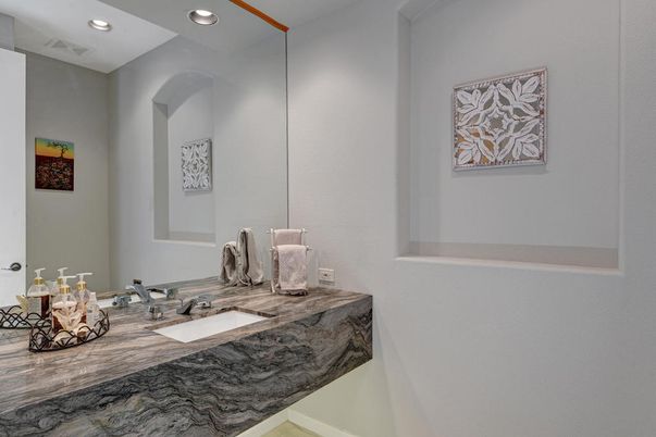 Bathroom, Interior, Recessed Lighting