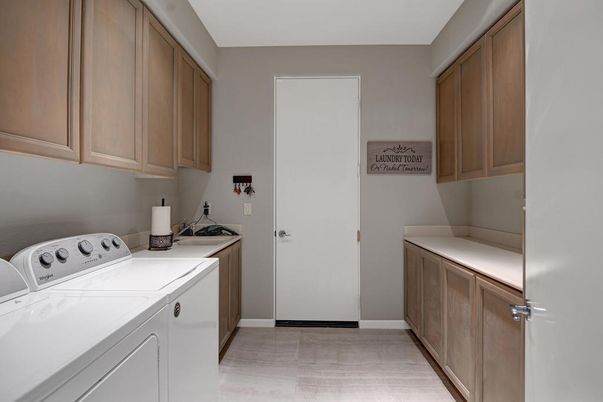 Interior, Washer