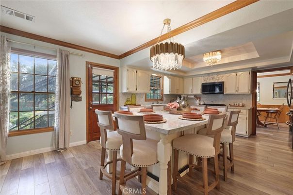 Chandelier, Dining room, Interior, Kitchen, Wood Texture Flooring