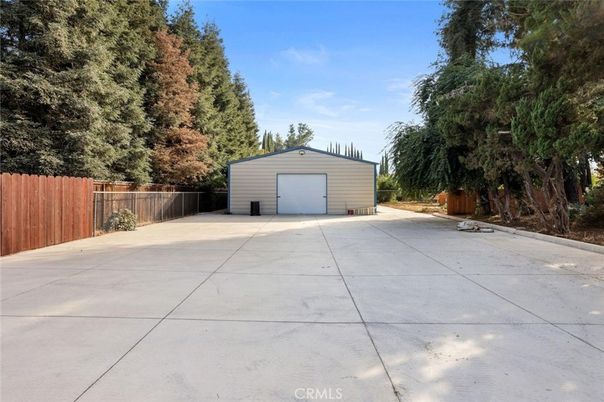 Backyard, Detached Garage, Exterior