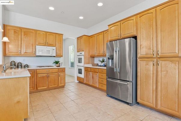Interior, Kitchen, Pendant Lights, Recessed Lighting
