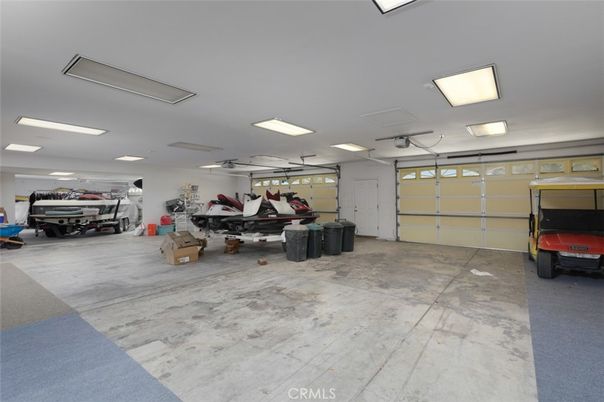 Garage, Interior, Recessed Lighting