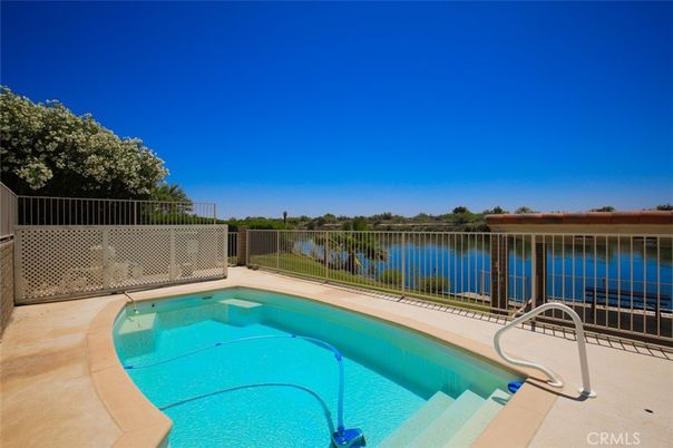 Exterior, Pool, Water