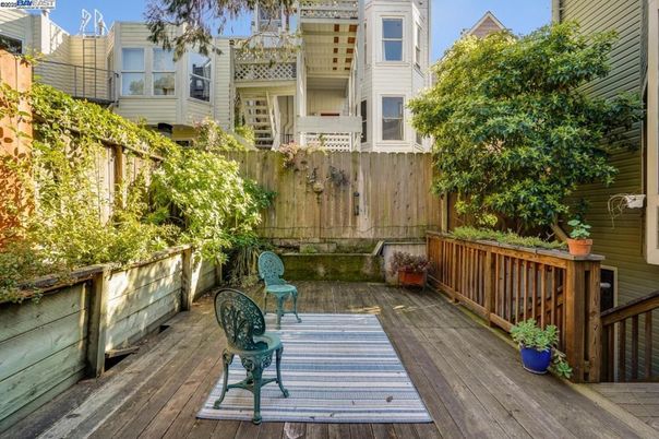 Exterior, Wood Texture Flooring