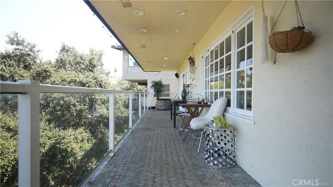 Exterior, Recessed Lighting