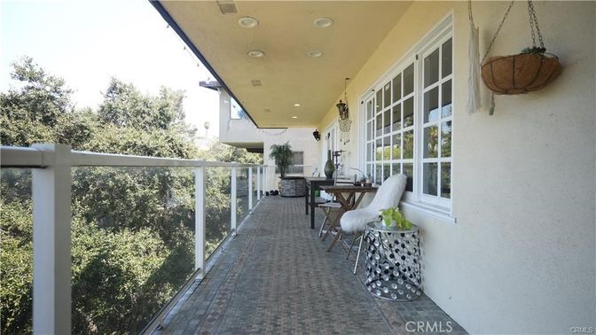 Exterior, Recessed Lighting