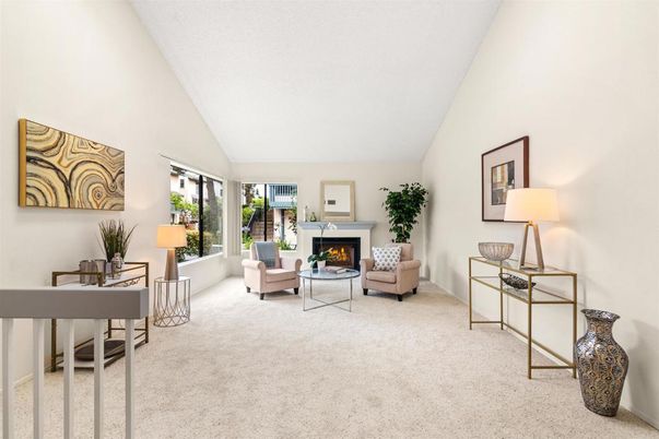 Fireplace, Interior, Living room