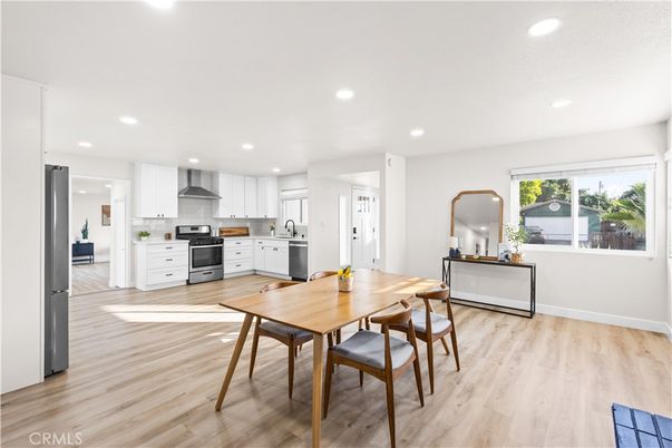 Dining room, Interior, Kitchen, Recessed Lighting, Stainless Steel Appliances, Wood Texture Flooring