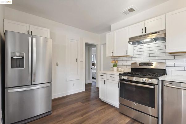 Interior, Kitchen, Stainless Steel Appliances, Wood Texture Flooring