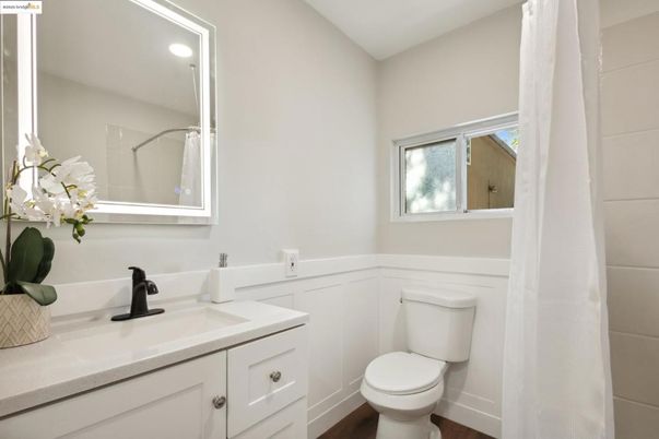 Bathroom, Interior, Recessed Lighting, Wood Texture Flooring