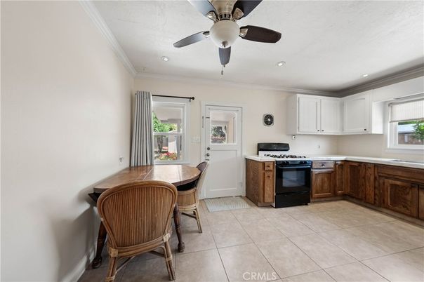 Dining room, Interior, Kitchen, Recessed Lighting