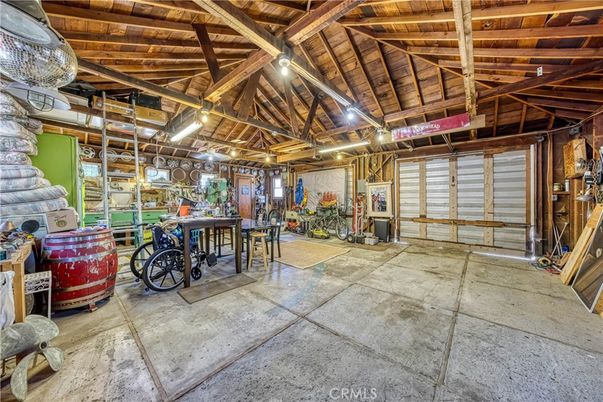 Garage, Interior, Wooden Beams, Wooden Ceilings