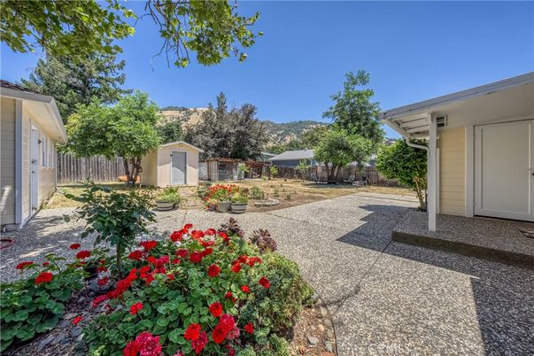 Backyard, Detached Garage, Exterior