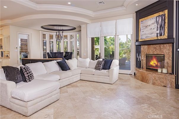 Fireplace, Interior, Living room, Pendant Lights, Recessed Lighting