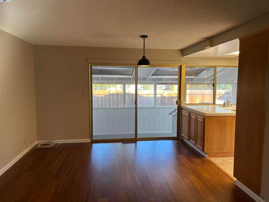 Empty room, Interior, Pendant Lights, Wood Texture Flooring